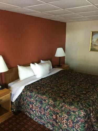 Hotel 6 Greenville, Nc Ecu Medical Center